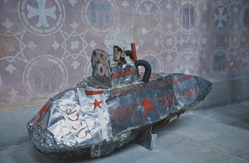 François Burland, Atomik Submarine (2014) in der Johanniterkirche Feldkirch